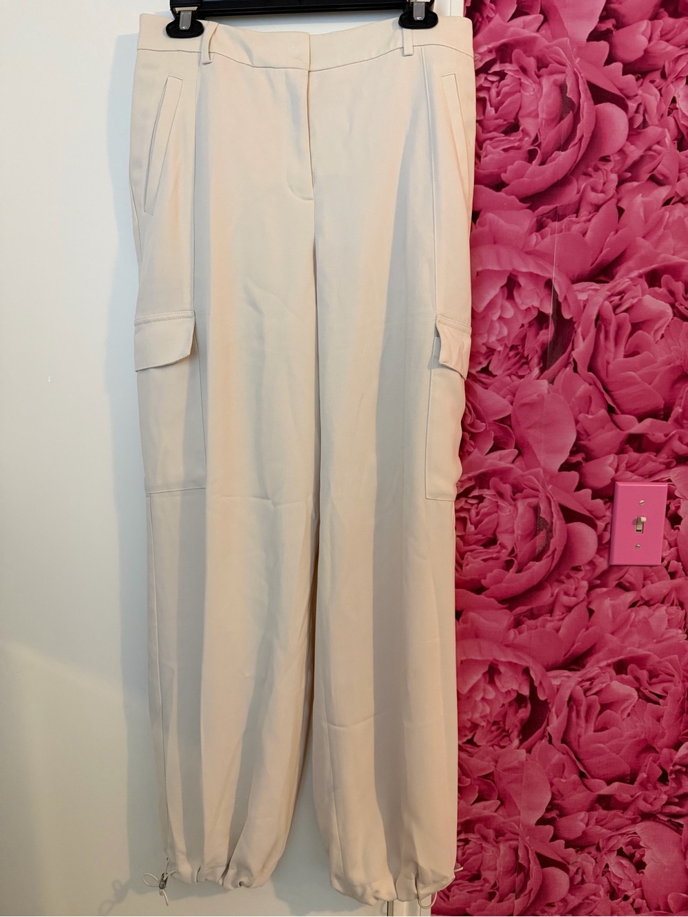 Express Cream Cargo Jogger Pants